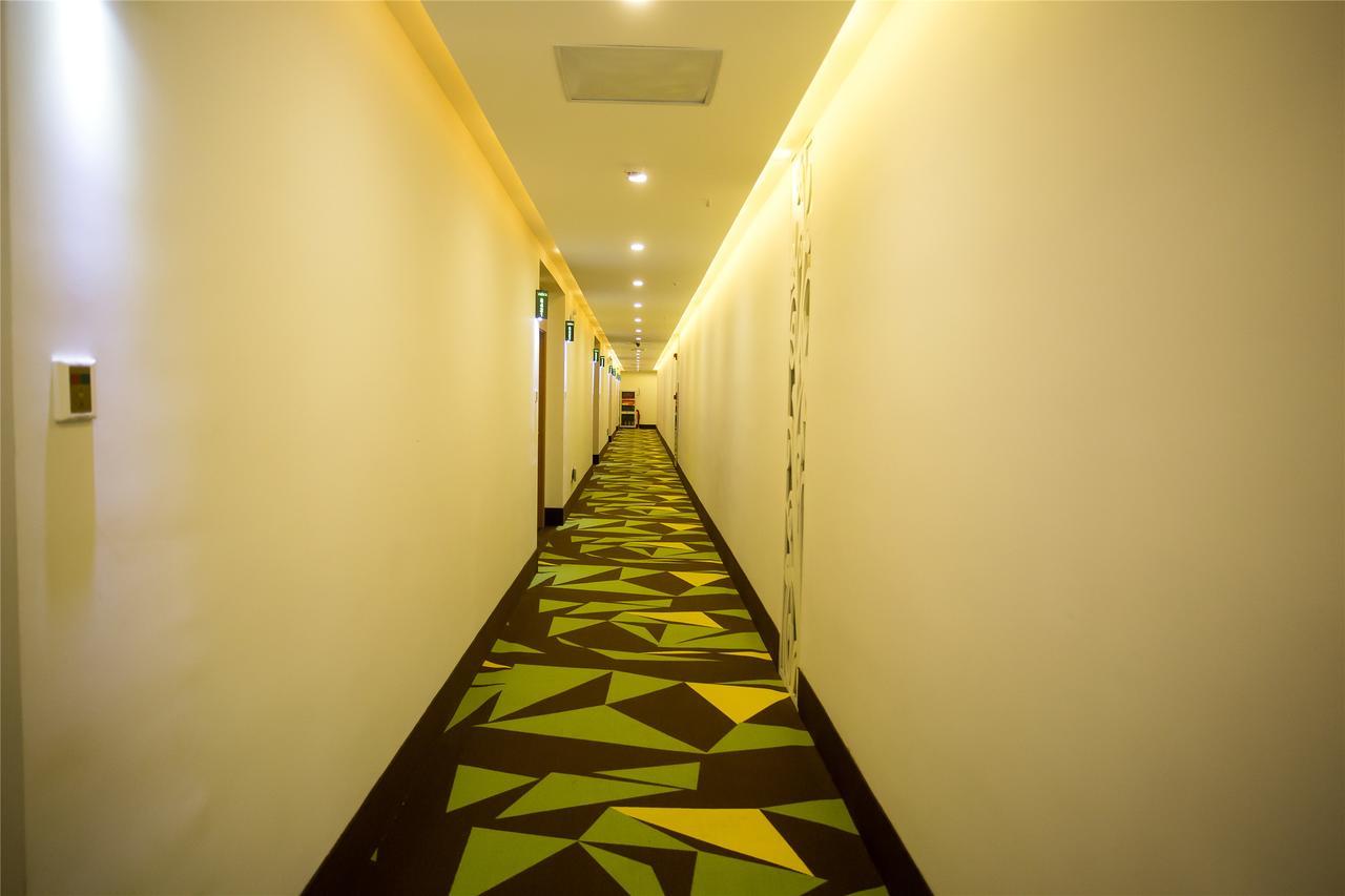 Vatica Shangdong Heze Mudan Road Shangri-La Square Hotel Kültér fotó